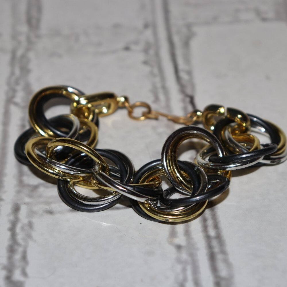 ⚙️✨ Chunky Mixed-Metal Bracelet · Silver, Gold & Gunmetal · 8.5" Hook Clasp